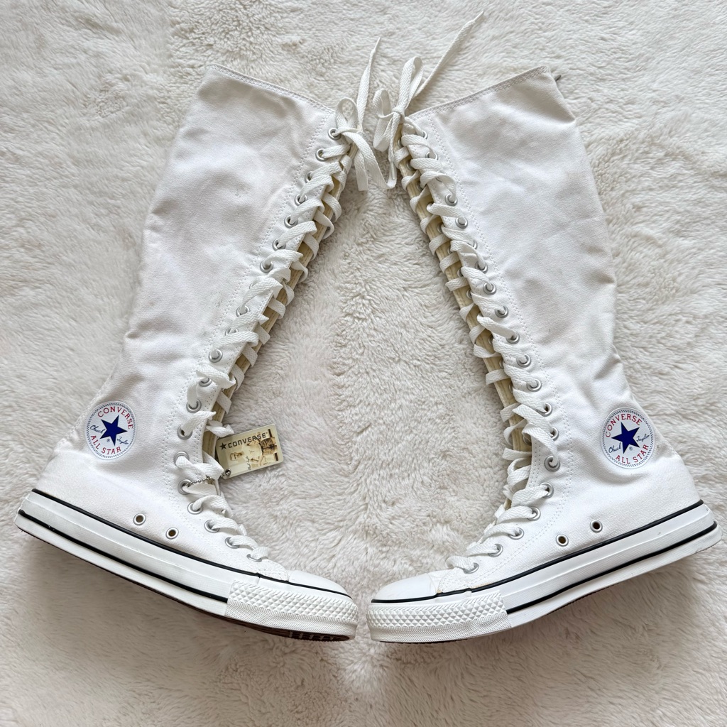 New Converse Chunk Taylor All Star Women Boots Size 6 Us